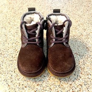 Ugg toddler boots size 8c